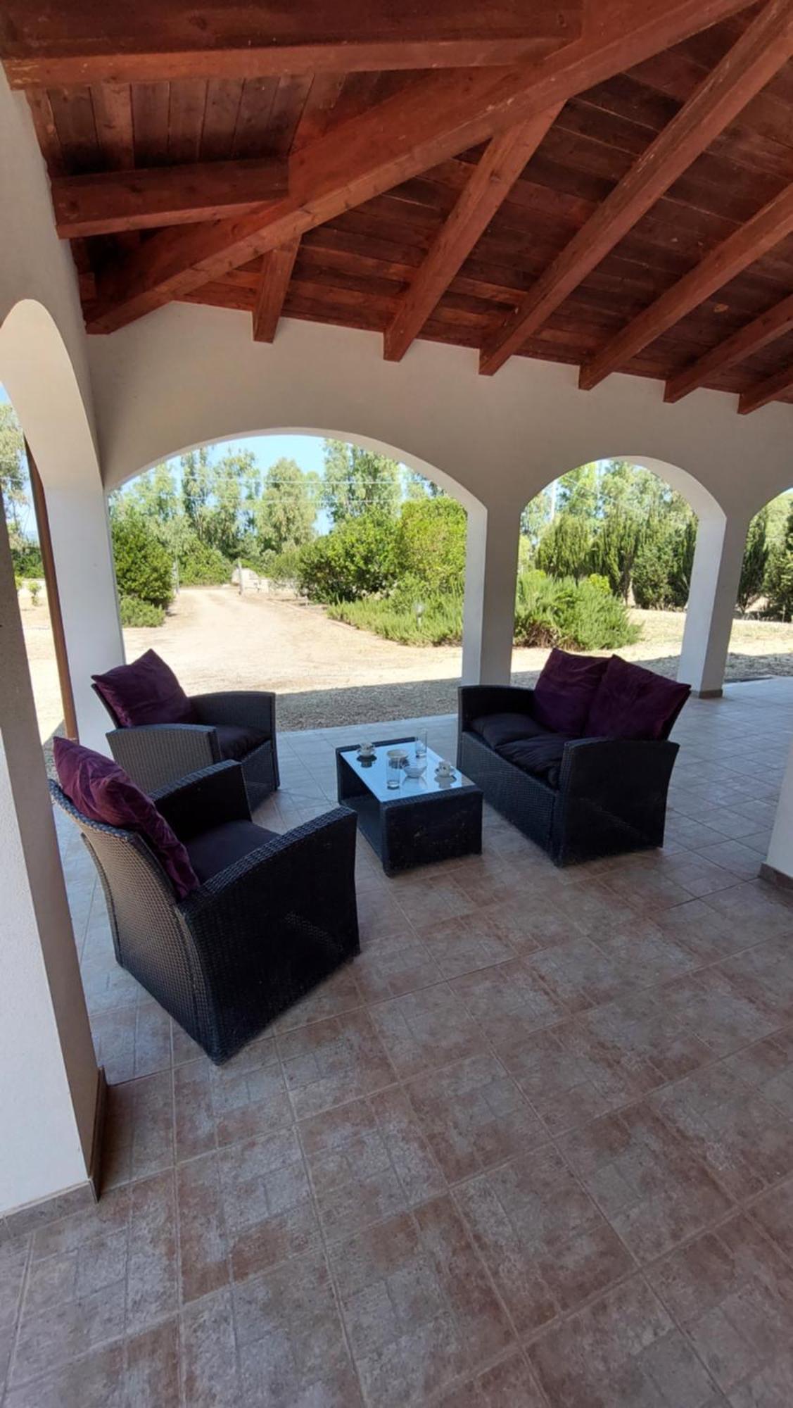 Villa Rosemary Олмедо Екстериор снимка
